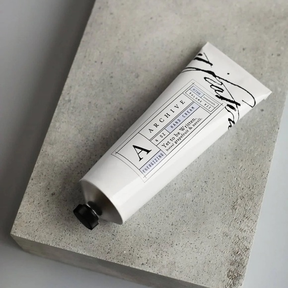 MARGOT ELENA Archive Yet To Be Written Hand Cream - Grapefruit and Neroli - 4 oz - Picture 8 of 9